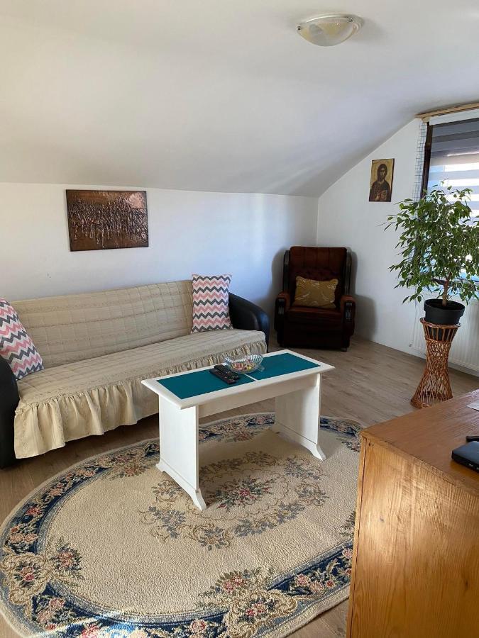 Appartement Micin Dom à Pirot Extérieur photo