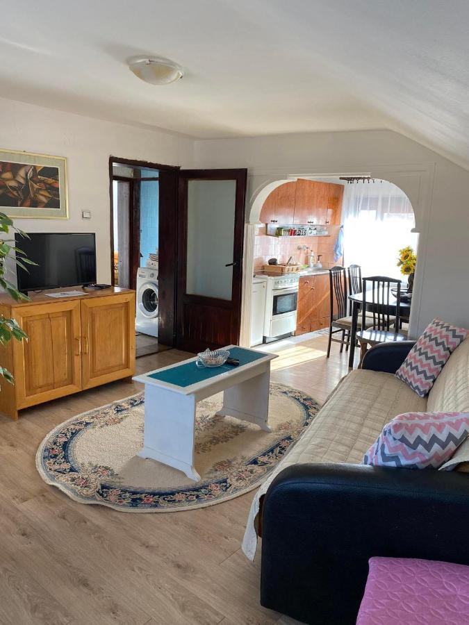 Appartement Micin Dom à Pirot Extérieur photo